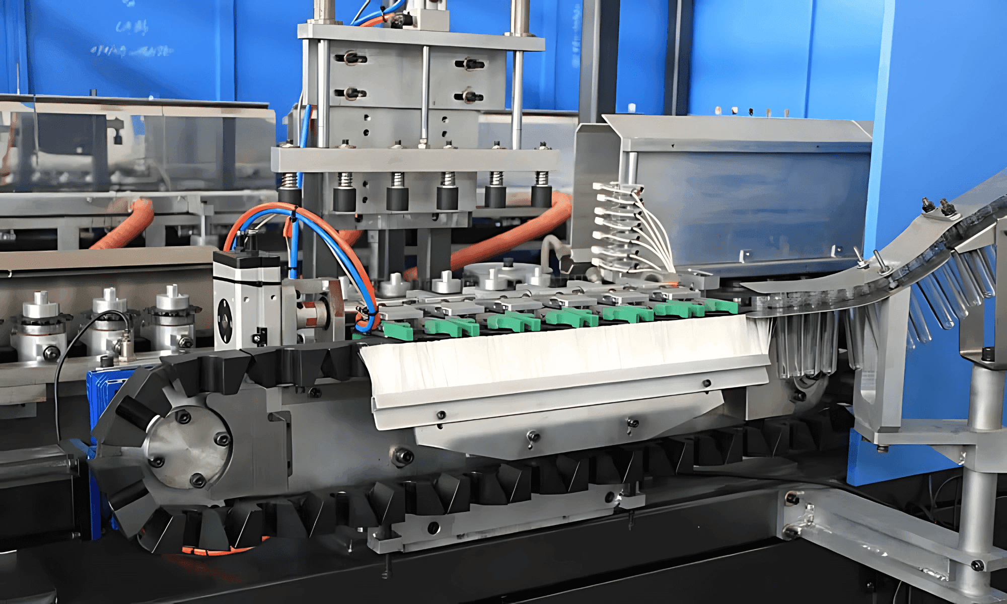 Automatic Moulding Machine